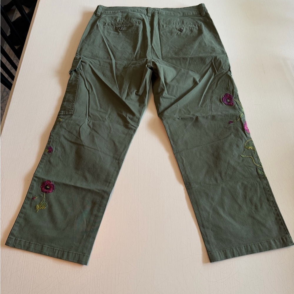 NWT Sundance Melissa Embroidered Olive Green Cargo Pants - Picture 10 of 13